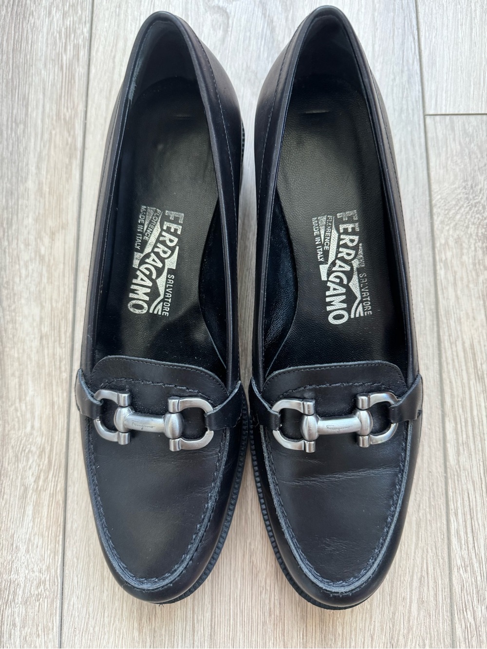 Salvatore Ferragamo Black Leather Gancini Bit Loafers - Picture 2 of 8